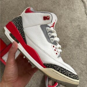Jordan 3 fire red